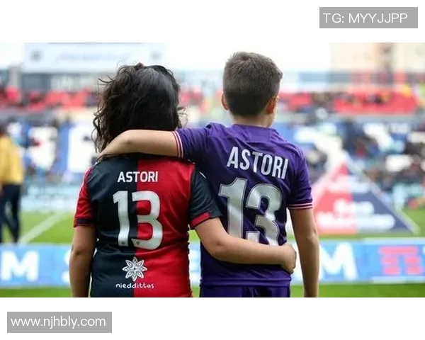 足球明星阿斯托里：传奇人生与永恒记忆的追寻之旅