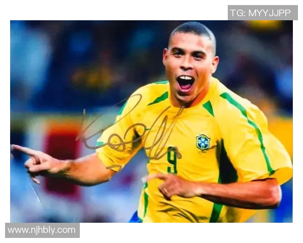 足球明星15宫格揭秘球场传奇与个人魅力的完美结合